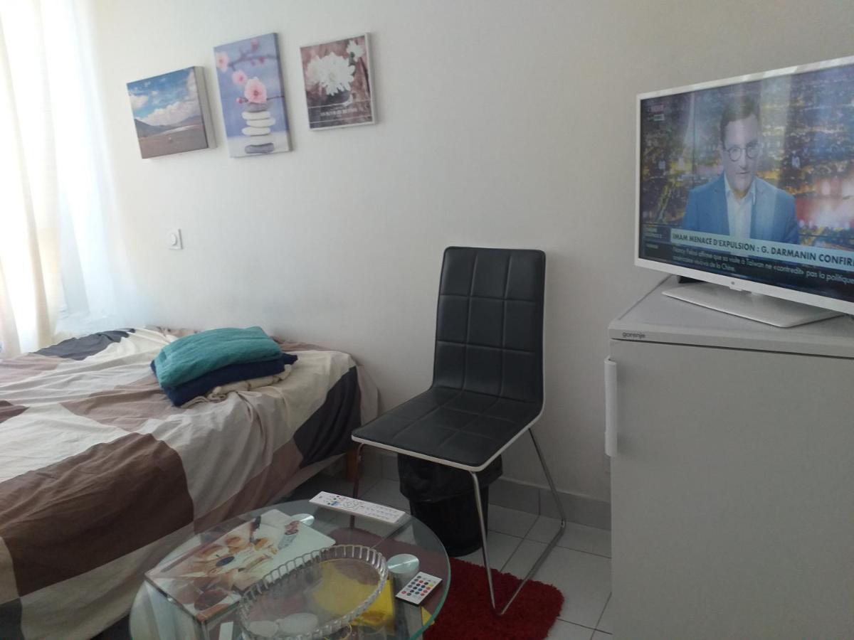 A.B.C Simple Rooms แกร์เจส-เลส์-โกเนซ ภายนอก รูปภาพ